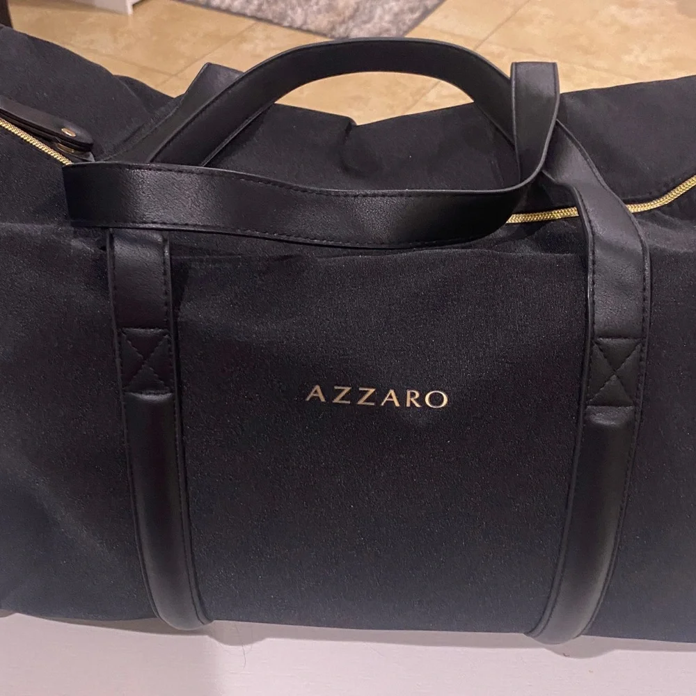 N/A azzaro black